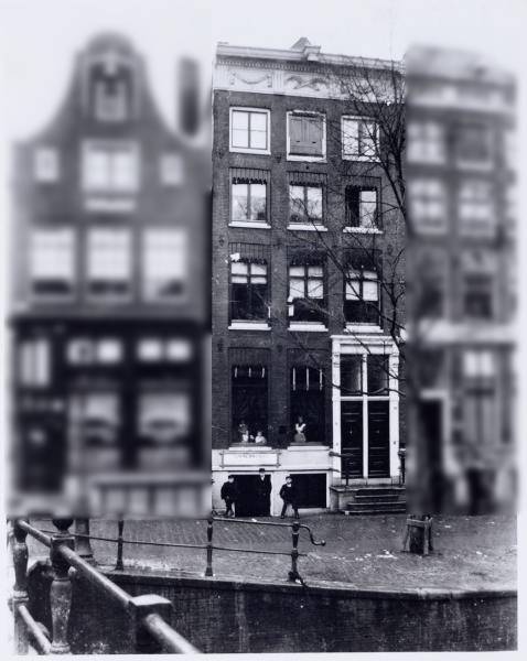 Het pand
                Singel 80 te Amsterdam